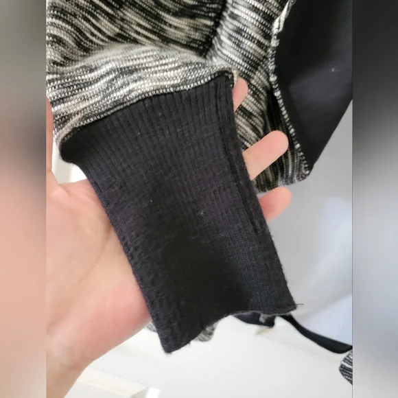 Ellen Tracy | Marled Black/White Open Drape Front Jacket (SIZE M) - Picture 14 of 15